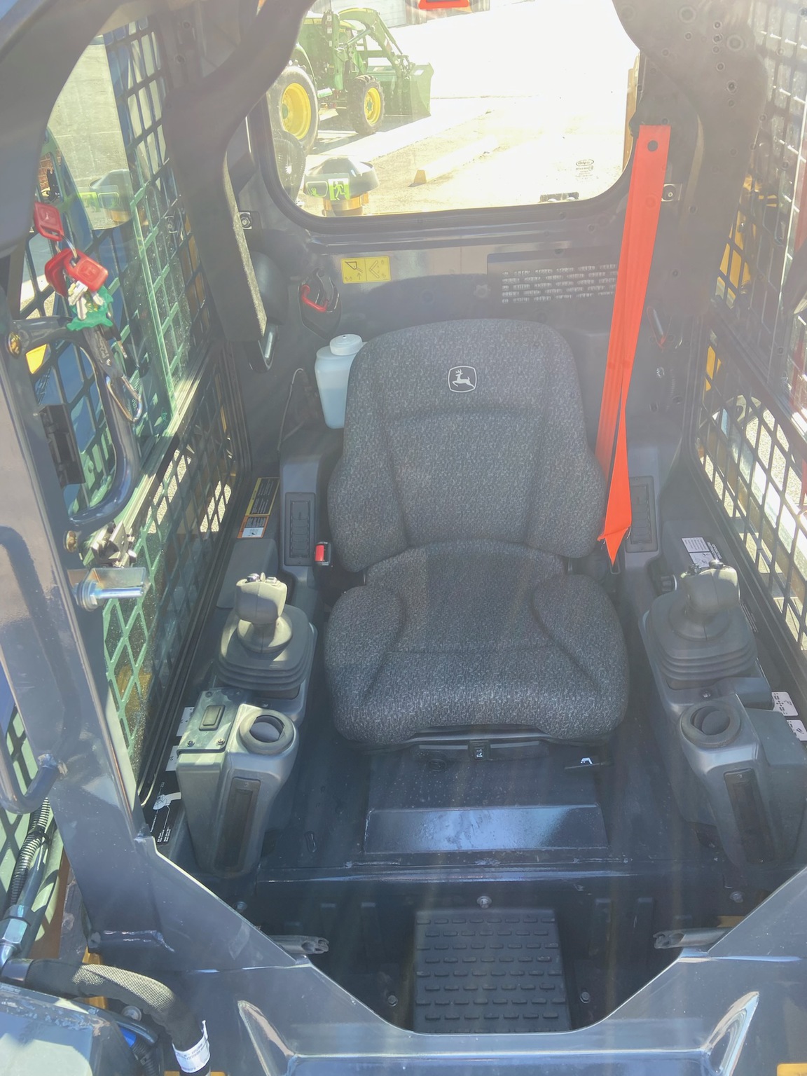 2026 John Deere 317 P Image 6