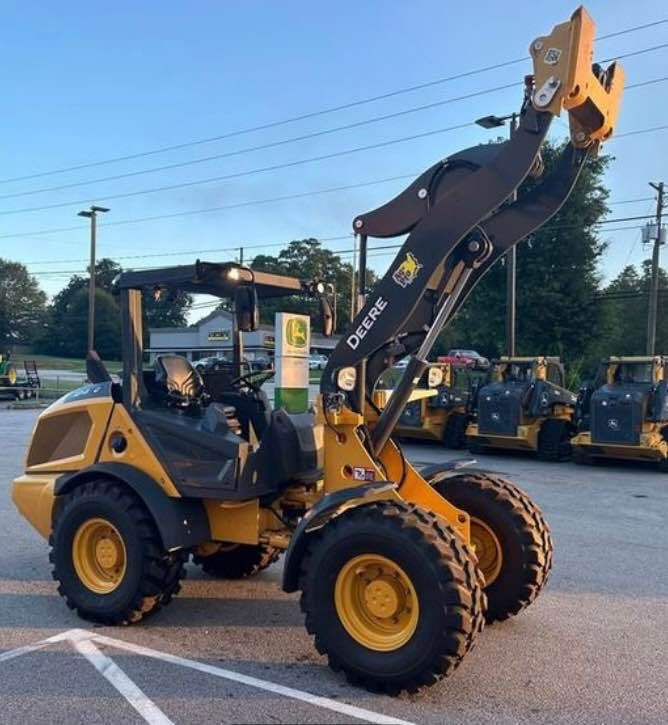 2026 John Deere 184 G Image 1