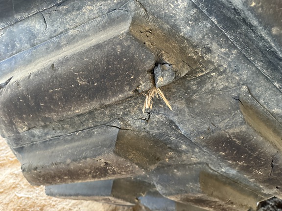 Photo of 2020 John Deere 8320RT