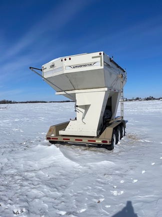 2013 Unverferth 3750XL