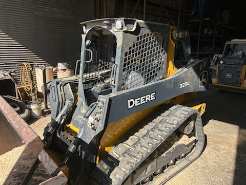 2021 John Deere 325G