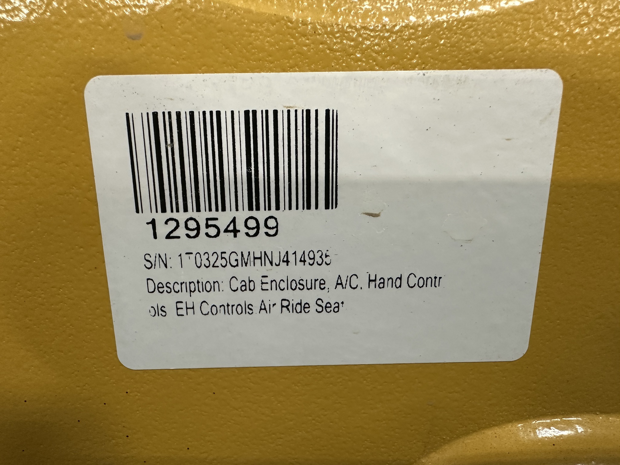 2021 John Deere 325G Image 18