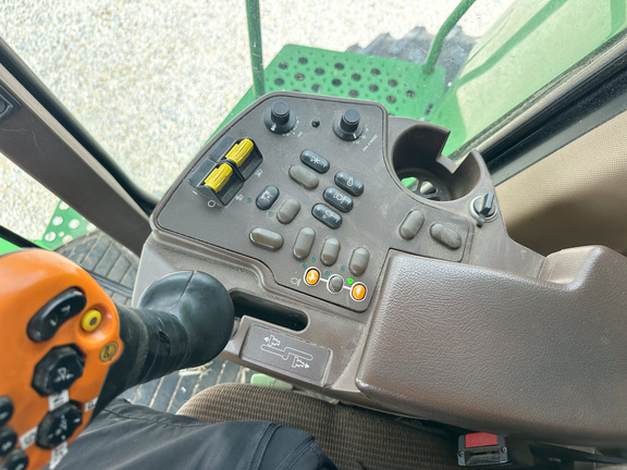 2002 John-Deere 9450