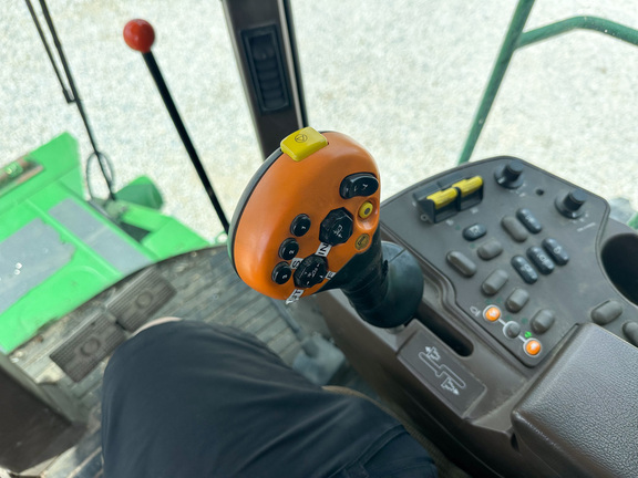 2002 John-Deere 9450