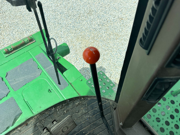 2002 John-Deere 9450