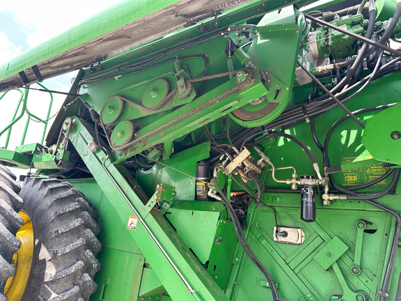 2002 John-Deere 9450