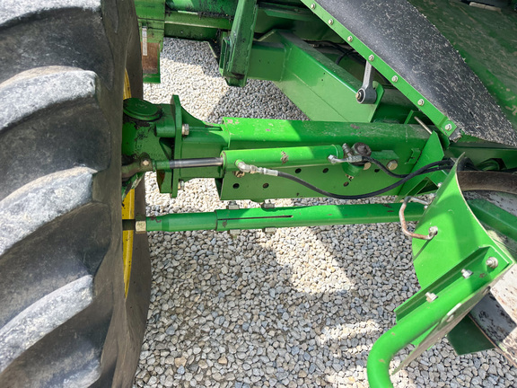 2002 John-Deere 9450