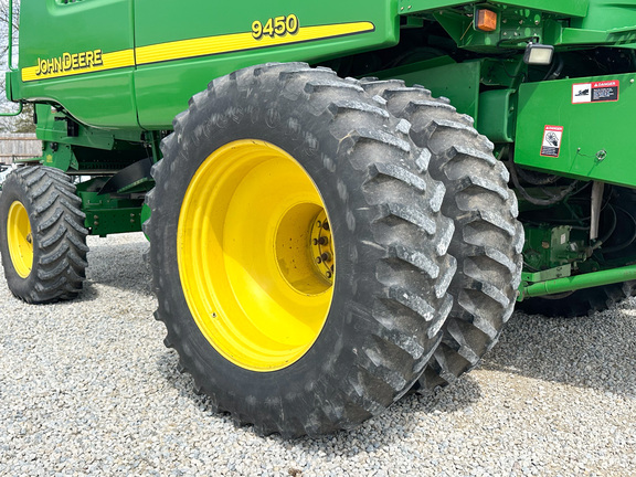 2002 John-Deere 9450