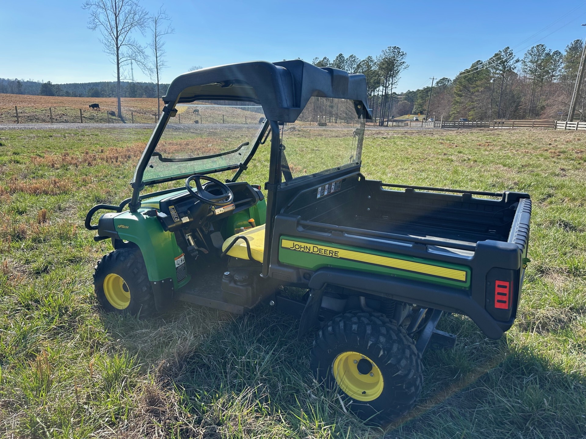 2020 John Deere GATOR HPX 4X4 Image 4