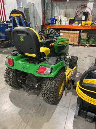 2016 John Deere X738 - Photo4