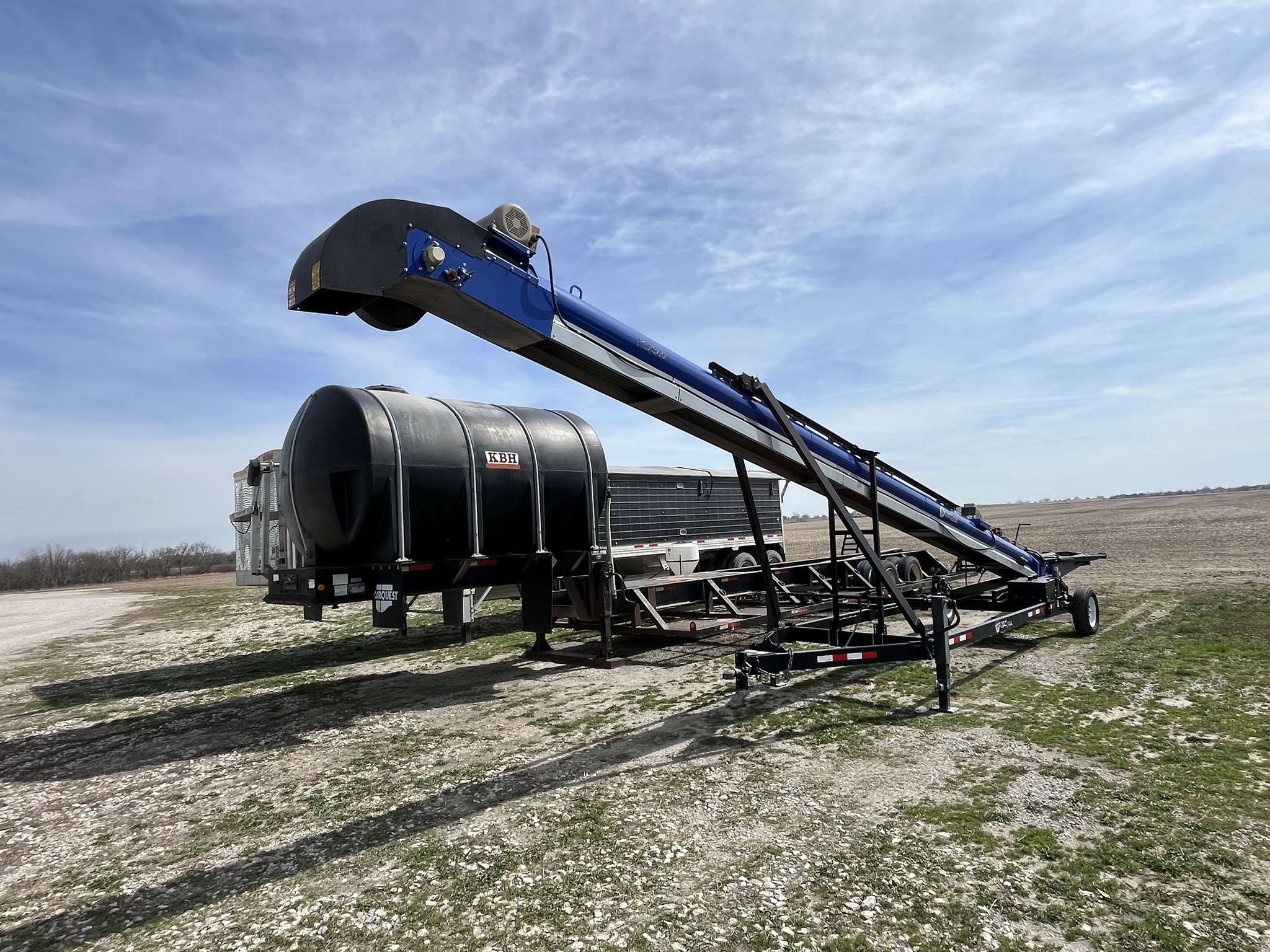  2021 Other FL7540 at Heritage Tractor in Nevada, MO
