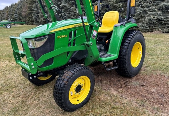 Photo of 2022 John Deere 3038E