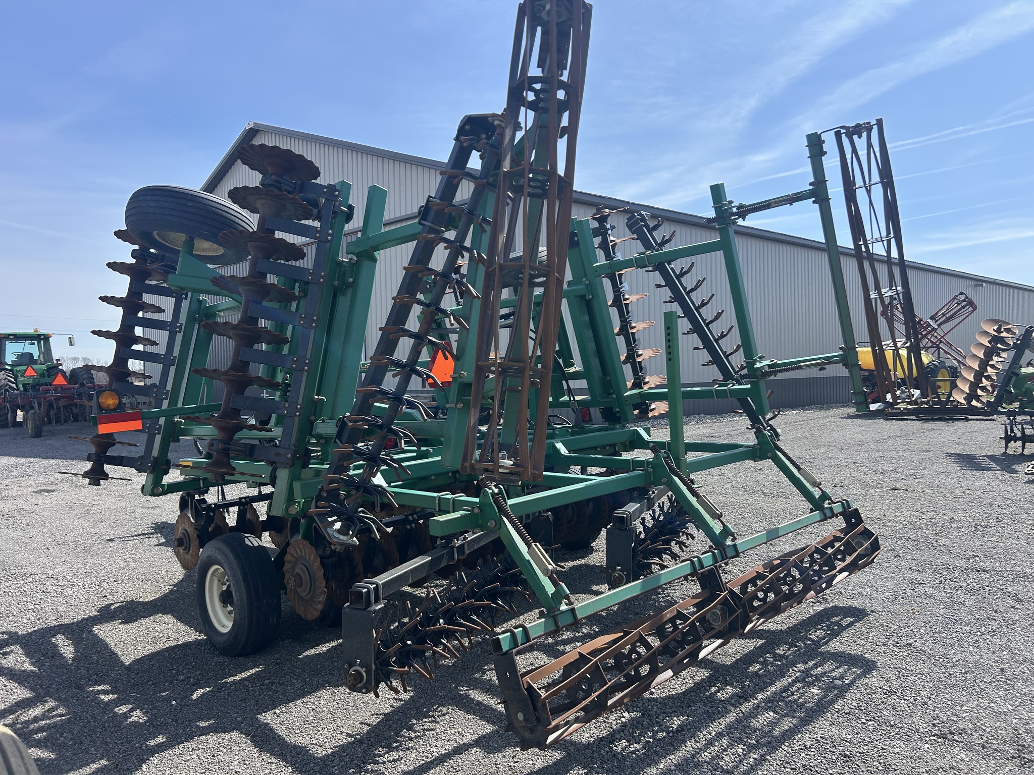 Great Plains 2400TT Image 17