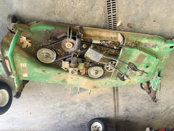 Photo of 2009 John Deere 2720 CUT