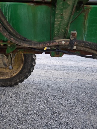 Photo of 2023 John Deere 600R