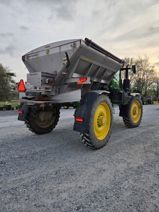 Photo of 2023 John Deere 600R