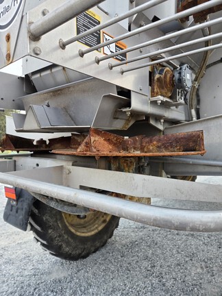 Photo of 2023 John Deere 600R