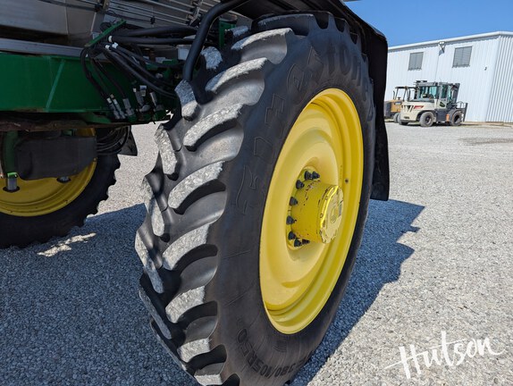 Photo of 2023 John Deere 600R