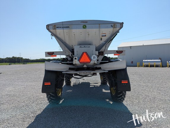 Photo of 2023 John Deere 600R