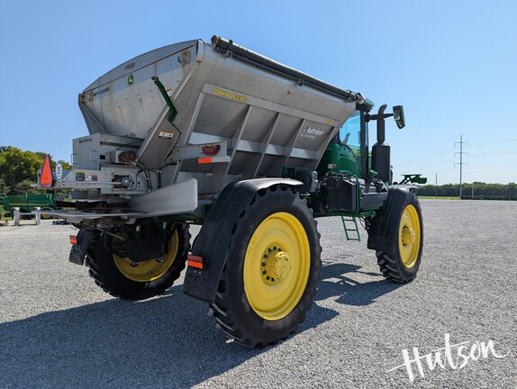 Photo of 2023 John Deere 600R