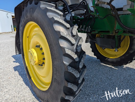 Photo of 2023 John Deere 600R