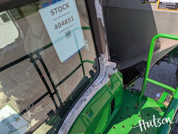 Photo of 2023 John Deere 600R