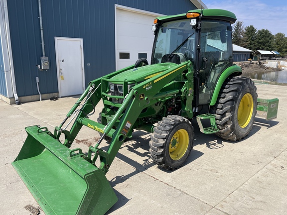 Photo of 2024 John Deere 4066R