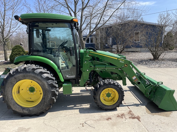 Photo of 2024 John Deere 4066R