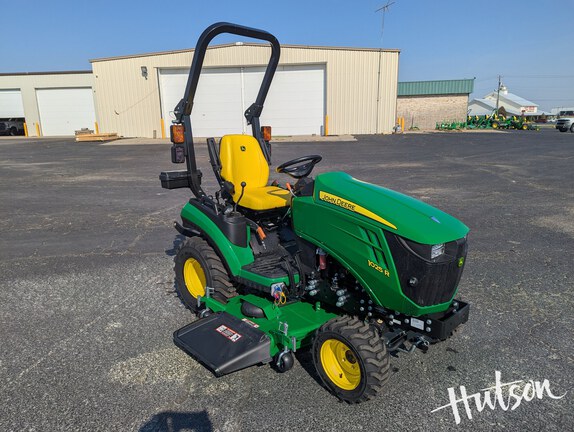 Photo of 2025 John Deere 1025R