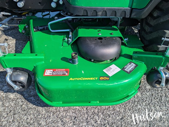 Photo of 2025 John Deere 1025R