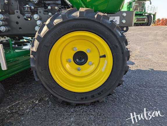 Photo of 2025 John Deere 1025R