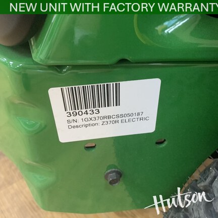 Photo of 2025 John Deere Z370R ELECTRIC