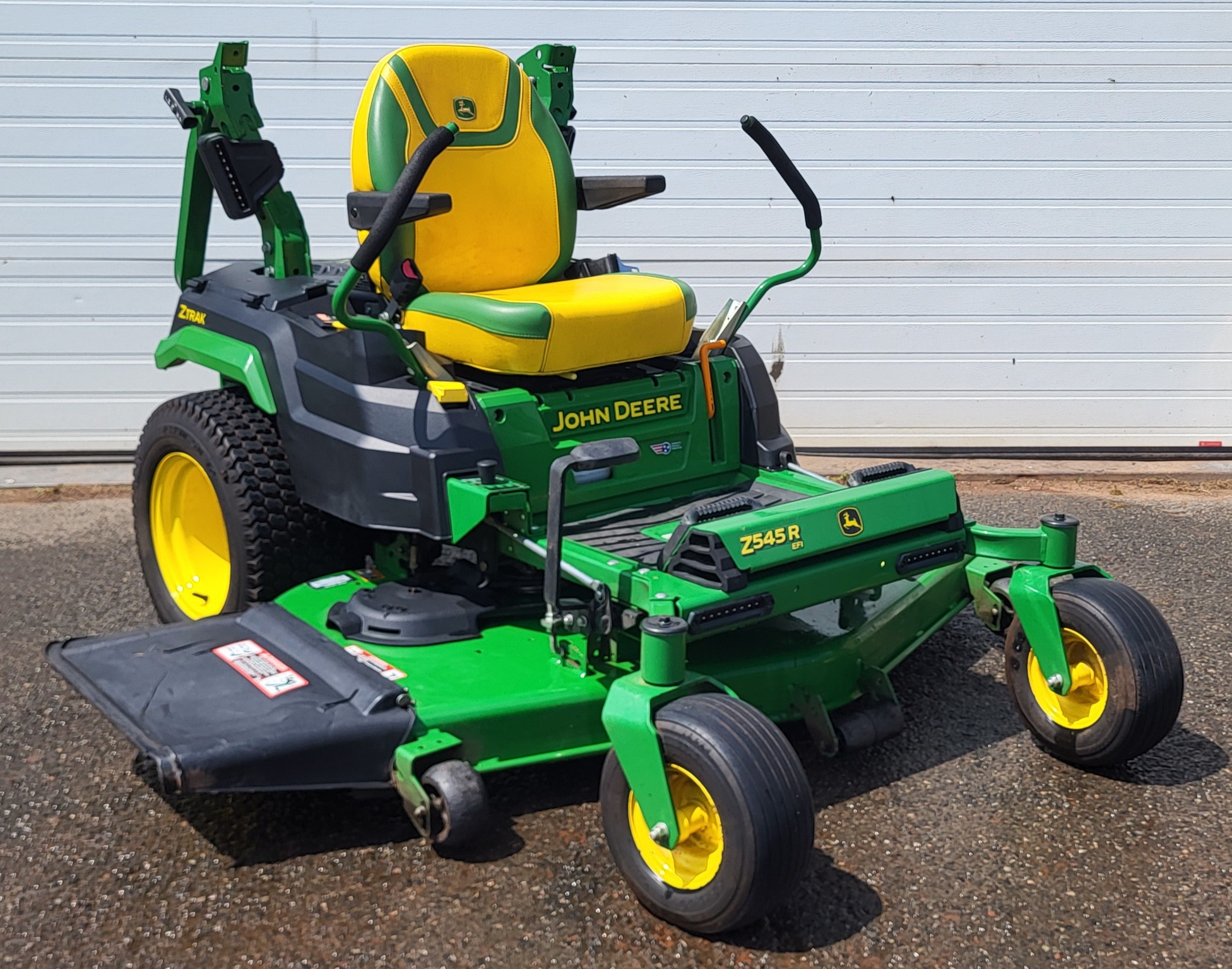2024 John Deere Z545R Image 1