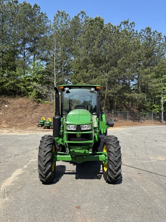 2026 John Deere 5090E-2