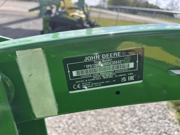 2025 John Deere 1025R - Photo32