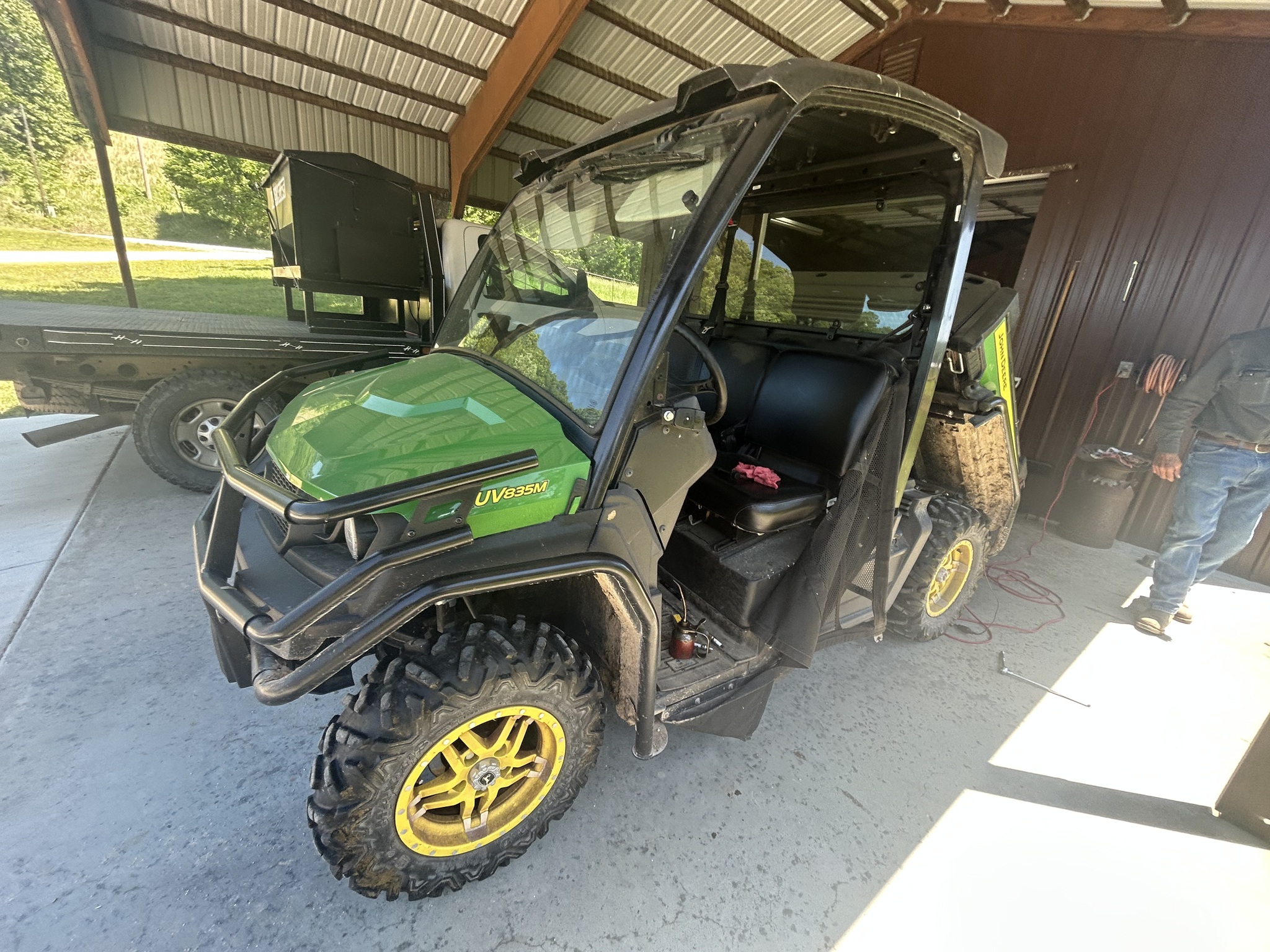  2023 John Deere XUV 835M at Heritage Tractor in Anderson, MO