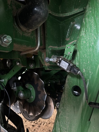 Photo of 2021 John Deere 681