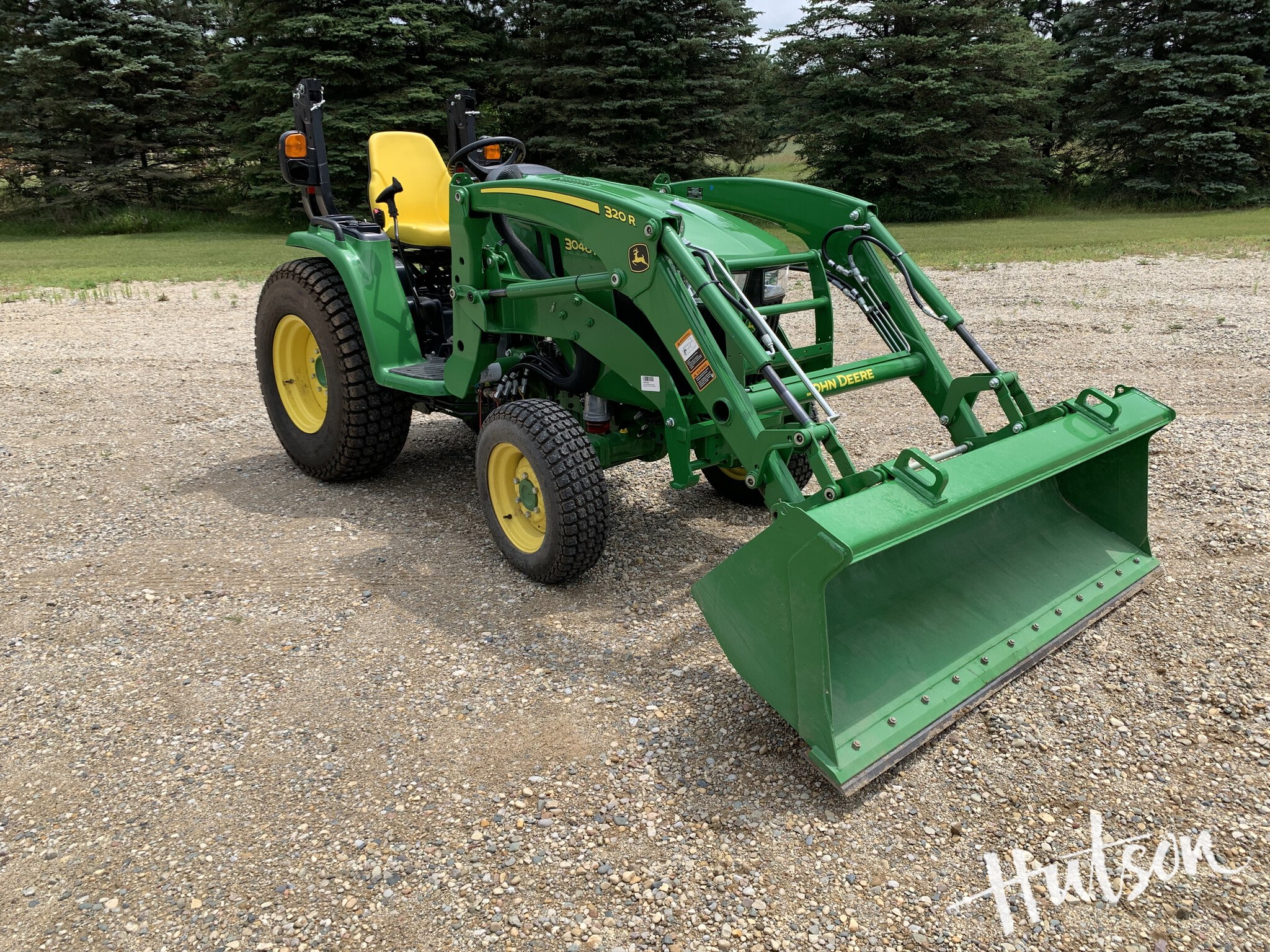 2023 John Deere 3046R