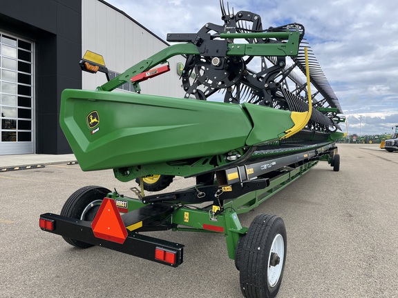2025 John Deere HDR 40
