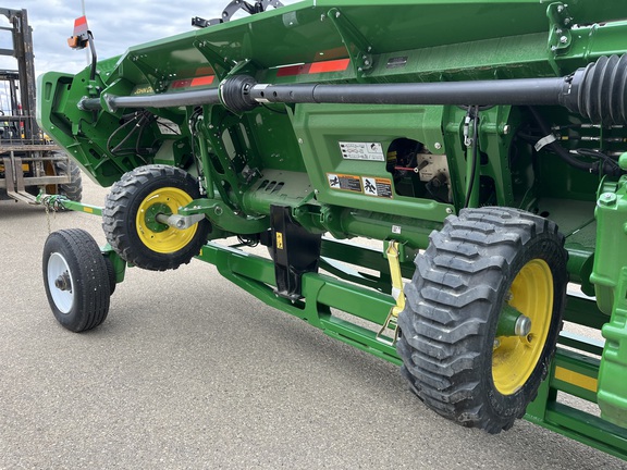 2025 John Deere HDR 40