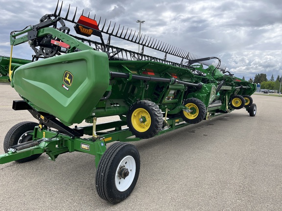 2025 John Deere HDR 40