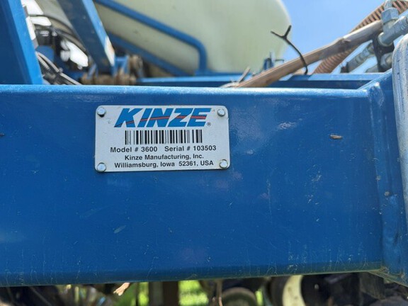 Photo of 2014 Kinze 3600