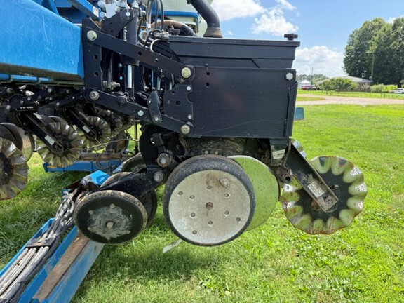 Photo of 2014 Kinze 3600
