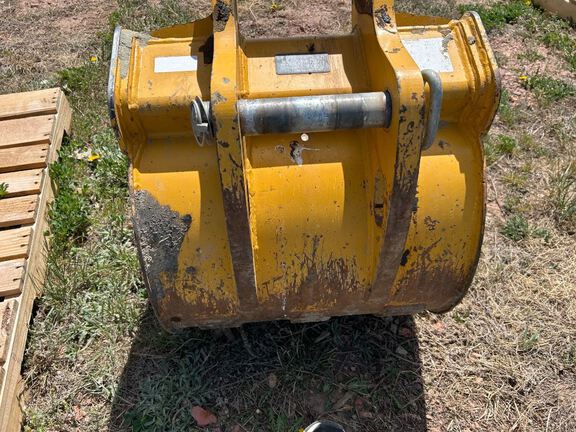 0 John Deere 410K24