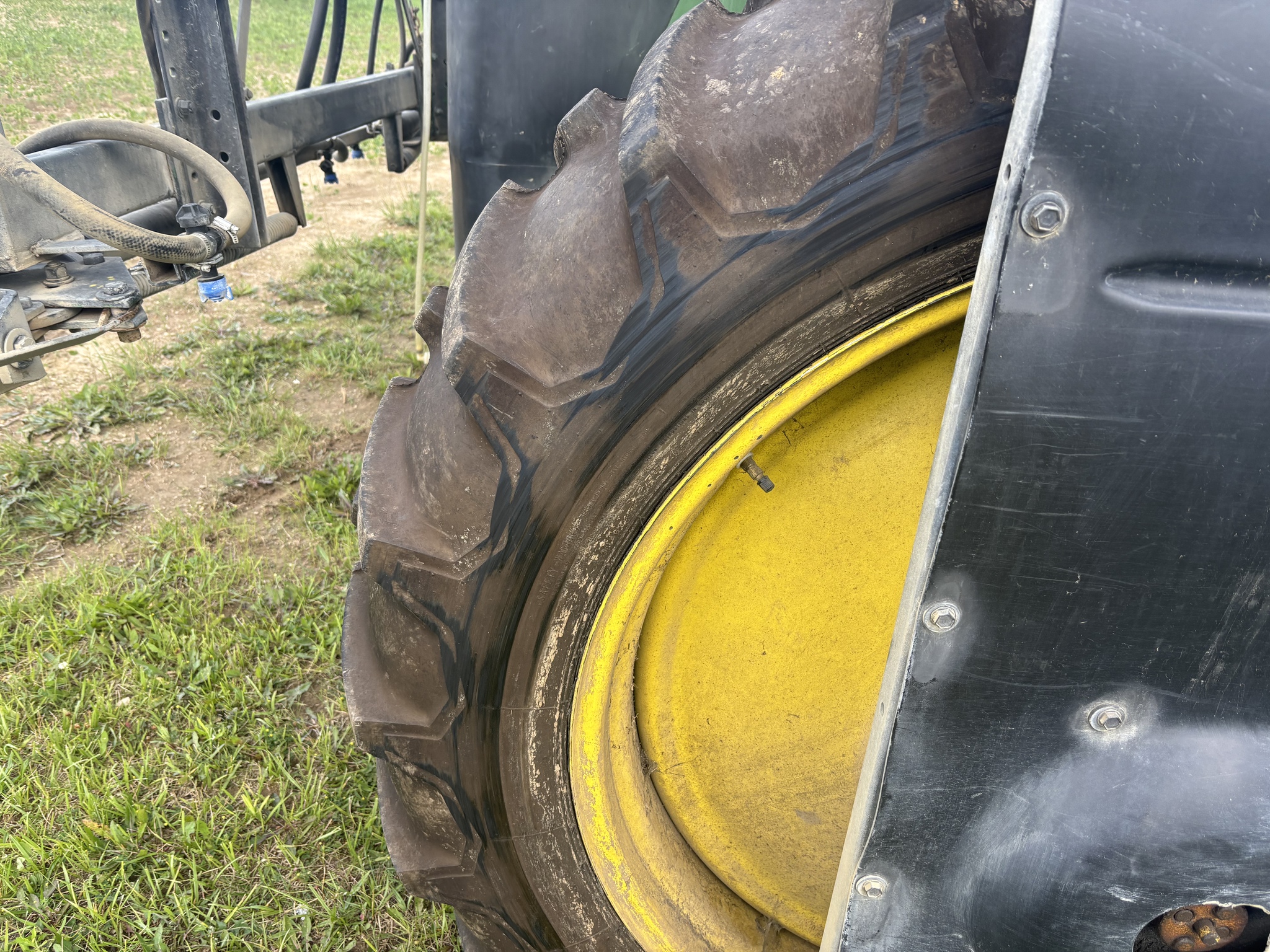 Used 1993 John Deere 6500 Self Propelled Sprayers at Koenig Equipment in Greenville, OH - PhotoXL16