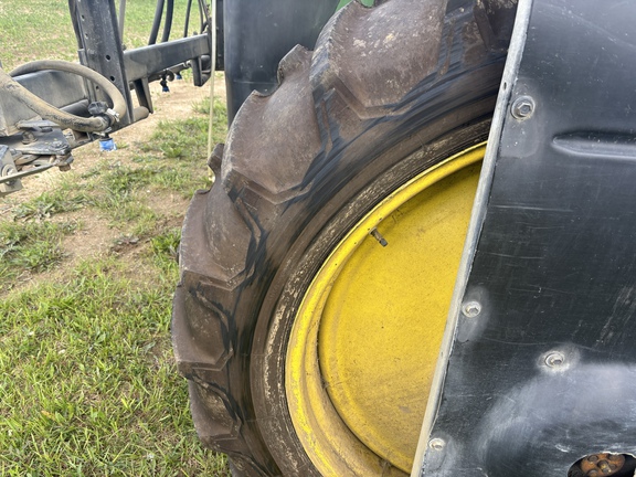 Used 1993 John Deere 6500 Self Propelled Sprayers at Koenig Equipment in Greenville, OH - Photo16