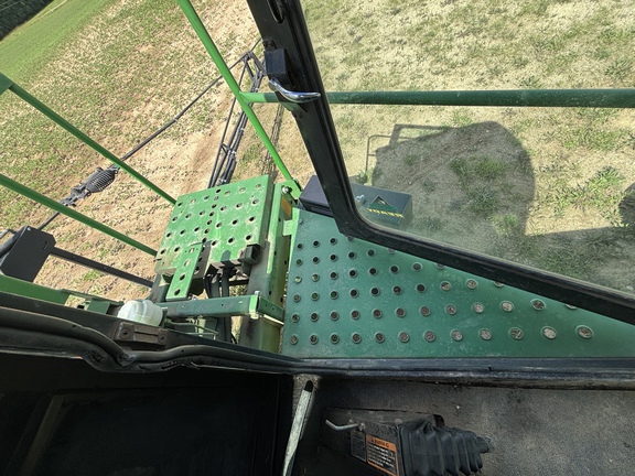 Used 1993 John Deere 6500 Self Propelled Sprayers at Koenig Equipment in Greenville, OH - Photo21