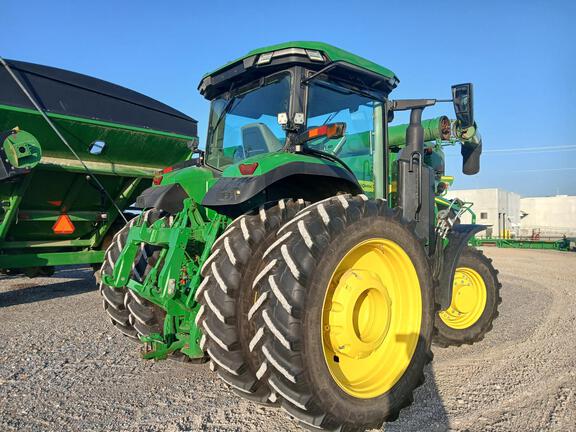 Photo of 2024 John Deere 7R 230