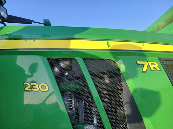 Photo of 2024 John Deere 7R 230