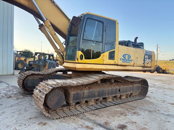 Photo of a 2011 Komatsu PC350LC-8